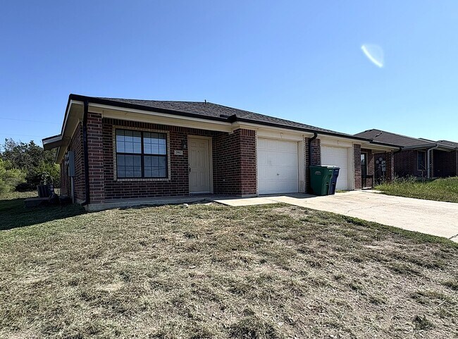 2812 Ashley Dr, Unit 2812 in Copperas Cove, TX - Foto de edificio - Building Photo