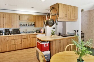 3204 Allen Ave in Bellingham, WA - Building Photo - Building Photo