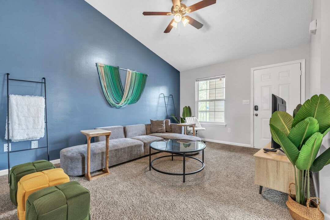 974 Bassman Ln in Fayetteville, NC - Building Photo