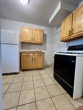105 W Rundell St in Pontiac, MI - Building Photo - Building Photo
