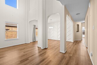 19731 Dayton Springs Dr in Cypress, TX - Foto de edificio - Building Photo