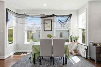 4722 Branchville Rd in College Park, MD - Foto de edificio - Building Photo