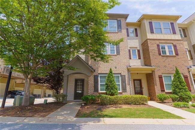 1299 Hopkins Dr in Decatur, GA - Building Photo - Building Photo