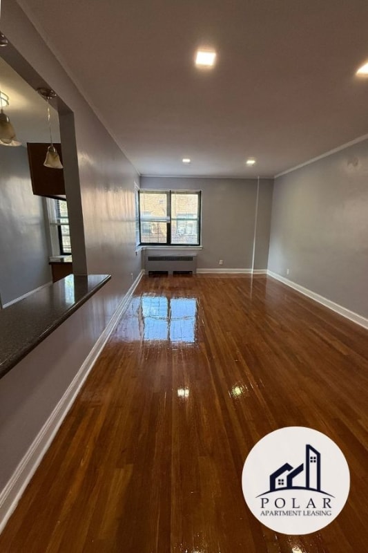 property at 33 S Munn Ave