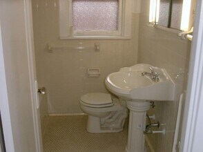 5716 Beacon St in Pittsburgh, PA - Building Photo - Building Photo