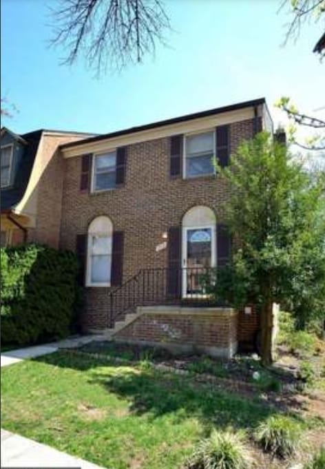 property at 7713 Bristol Square Ct