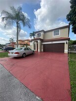 20030 NW 83rd Ct in Hialeah, FL - Building Photo