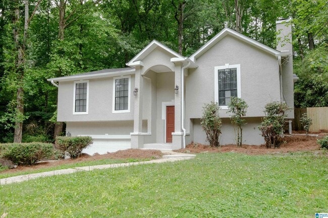 3612 Chaumont Dr in Vestavia Hills, AL - Building Photo - Building Photo