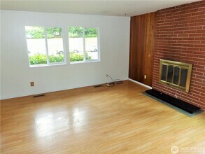 1719 147th Pl SE in Bellevue, WA - Building Photo - Building Photo