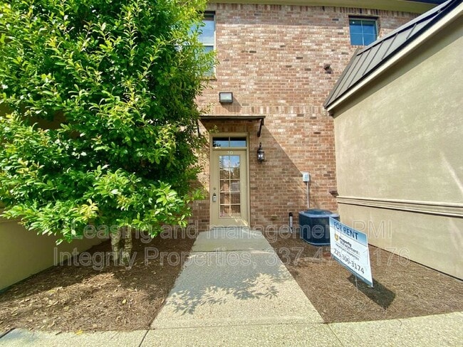 property at 888 S Kenilworth Pkwy