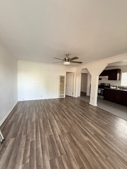 property at 834 Rosecrans Ave