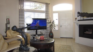 4 Marino in Rancho Santa Margarita, CA - Foto de edificio - Building Photo