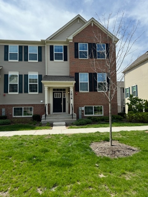 property at 1838 Kraft Ave