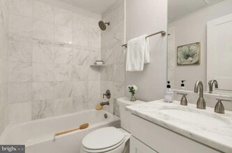 1700 Euclid St NW in Washington, DC - Building Photo - Building Photo