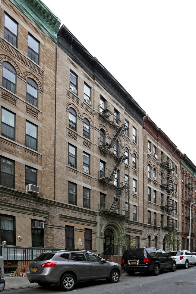 114 W 137th St in New York, NY - Building Photo - Building Photo