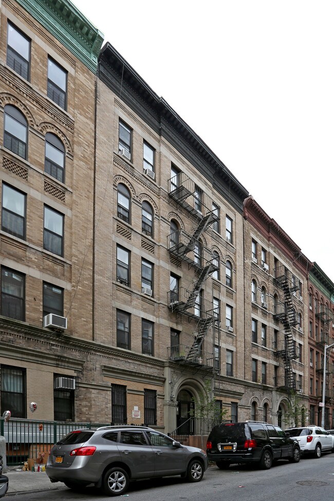 114 W 137th St in New York, NY - Foto de edificio - Building Photo