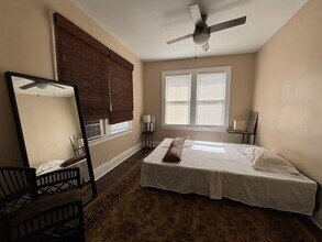 926 SW 2nd St, Unit 3 in Fort Lauderdale, FL - Foto de edificio - Building Photo