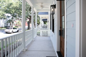 1718 Barnard St, Unit 1720 Barnard Upstairs in Savannah, GA - Building Photo - Building Photo