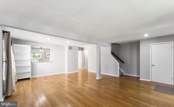 8746 Ruppert Ct in Ellicott City, MD - Building Photo - Building Photo