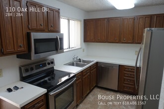 110 Oak Hill Dr in Belleville, IL - Building Photo - Building Photo