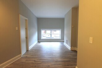 5028 Wayne Ave in Philadelphia, PA - Building Photo - Building Photo