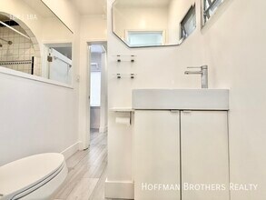 1303 N June St in Los Angeles, CA - Building Photo - Building Photo