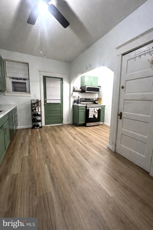 property at 1005 Stanbridge St