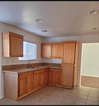 11666 English Ct in Adelanto, CA - Building Photo - Building Photo