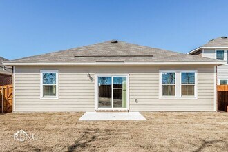 484 Crestridge Dr in Lavon, TX - Building Photo - Building Photo