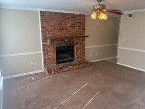 2102 Howard Mill Rd in North Augusta, SC - Building Photo - Building Photo