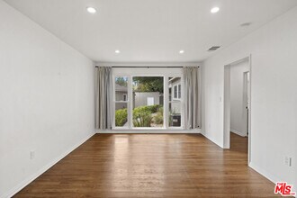 20 W State St in Pasadena, CA - Building Photo - Building Photo