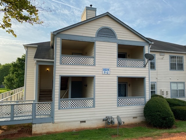 property at 8024 Tremaine Ct