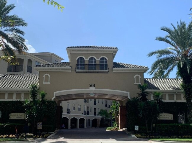 property at 501 Knights Run Ave