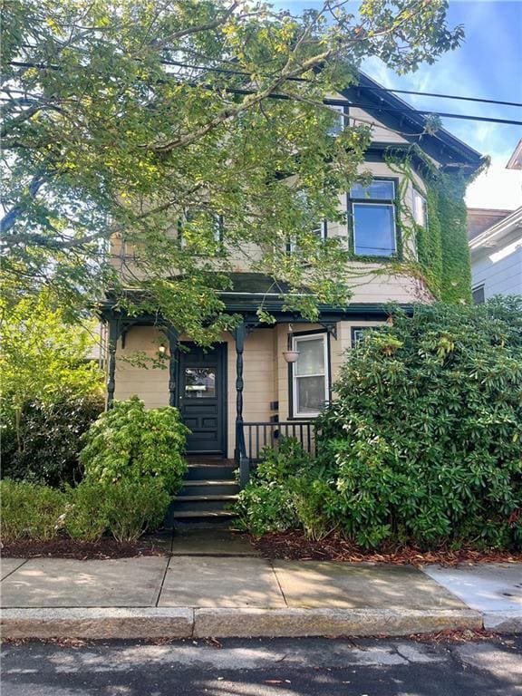 property at 21 Dean Ave