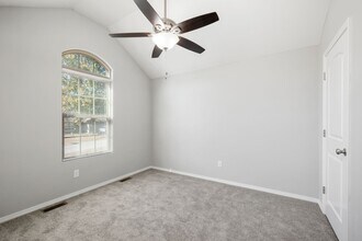 843 S Miller Ave in Springfield, MO - Building Photo - Building Photo