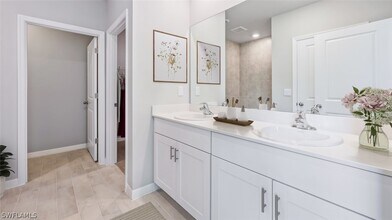 1626 Embers Pkwy W in Cape Coral, FL - Building Photo - Building Photo