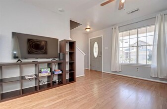 15621 Martineau St in Houston, TX - Building Photo - Building Photo