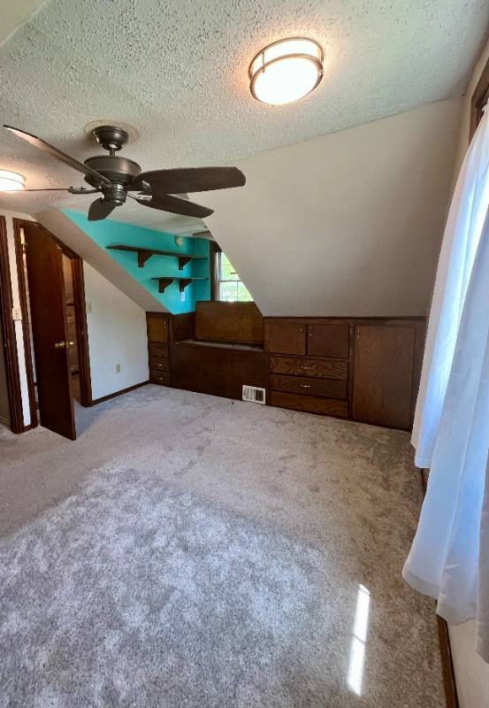 property at 5546 S Newport Ave