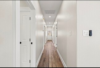 524 Burk St in Nacogdoches, TX - Building Photo - Building Photo