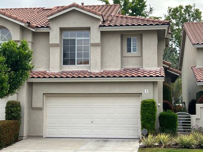 property at 9 Nutcracker Ln
