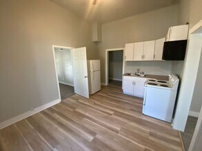 1223 W 10th St in North Little Rock, AR - Building Photo - Building Photo