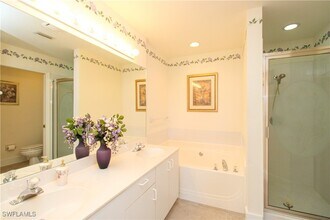 317 Sunrise Cay in Naples, FL - Building Photo - Building Photo