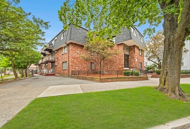 property at 55 Broad St