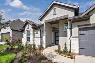 2810 Wild Berry Ct in Fulshear, TX - Building Photo - Building Photo