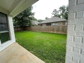 3802 Springcrest Ln in Montgomery, TX - Foto de edificio - Building Photo