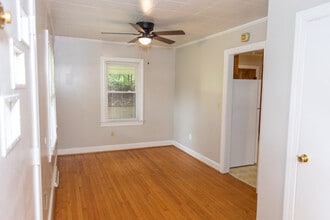 2200 US-70 in Morganton, NC - Building Photo - Building Photo