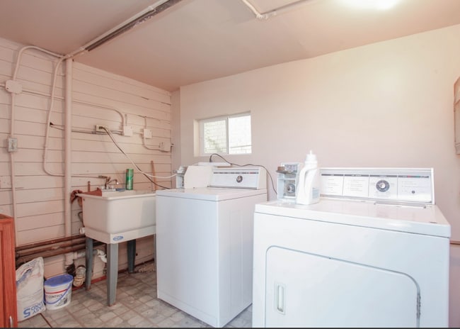 2835 S Harvey Ave, Unit 1st floor in Berwyn, IL - Building Photo - Building Photo