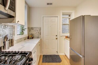 600 N La Grange Rd in La Grange Park, IL - Building Photo - Building Photo