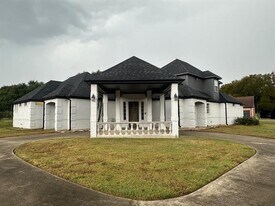 1016 Santiago Trail in Wylie, TX - Building Photo