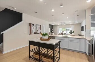 2752 Bright Bird Ln in Winter Park, FL - Building Photo - Building Photo